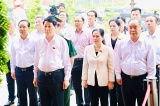 Chủ tịch nước Lương Cường cùng lãnh đạo TPHCM dâng hương, dâng hoa tại Di tích lịch sử quốc gia Ngã Ba Giồng