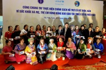 Cần huy động nguồn lực để động viên, phát huy vai trò của đội ngũ cô đỡ thôn bản