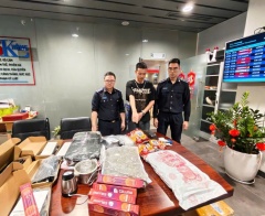 Phát hiện, bắt giữ hơn 3,7 kg chất nghi là cần sa qua cửa khẩu sân bay quốc tế Đà Nẵng