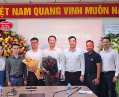 Nhà báo Phạm Văn Anh làm Phó Tổng biên tập Tạp chí Điện tử và Ứng dụng