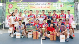 Sôi động giải đấu ra mắt câu lạc bộ Pickleball Đinh Mão 1987