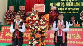 Đất và người La Êê…