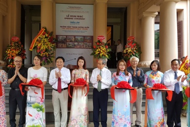 Khai mạc triển lãm tranh nhân kỷ niệm 70 năm ngày thương binh liệt sĩ