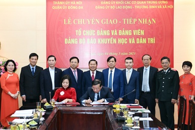 Tiếp nhận Đảng bộ Báo Khuyến học và Dân trí về trực thuộc Đảng ủy Bộ Lao động – Thương binh và Xã hội