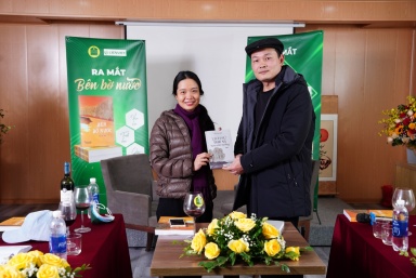 “Bên bờ nước” –  Cuộc gặp mặt các tư tưởng triết học thế giới