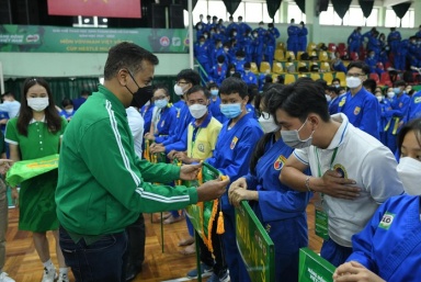 1.200 vận động viên học sinh sôi nổi tranh tài tại Giải Vovinam Việt Võ Đạo Cúp Nestlé MILO 2022