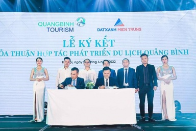 Đất Xanh Miền Trung hợp tác phát triển du lịch Quảng Bình