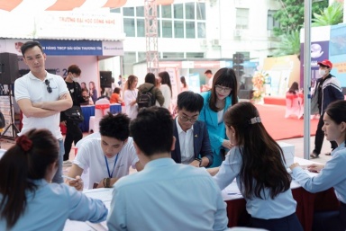 Ngày hội việc làm với chủ đề “Việc làm trong kinh doanh và kinh tế số”