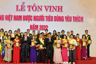 Hà Nội tôn vinh 213 sản phẩm hàng Việt Nam được người tiêu dùng yêu thích