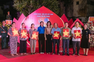Thành đoàn Hải Phòng với các hoạt động Đền ơn đáp nghĩa