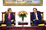 Minister Dao Ngoc Dung welcomed UNICEF Representative in Vietnam