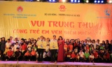 Trung thu với trẻ em ven biển miền Trung