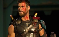 Thor: Ragnarok tung trailer đầu tiên gây sốc