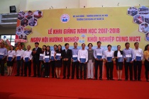 Thứ trưởng Lê Quân dự Lễ  khai  giảng Trường Cao đẳng Kỹ nghệ II năm học mới 2017 – 2018 và phát bằng tốt nghiệp cho sinh viên