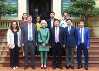 Deputy Minister Le Van Thanh receives Director of Better Work