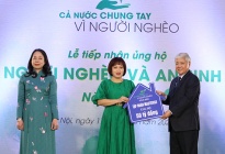 Tiếp nhận ủng hộ Quỹ “Vì người nghèo” và an sinh xã hội