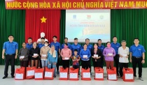 Hướng về huyện đảo Côn Đảo với Chương trình “Nghĩa tình biên giới hải đảo 