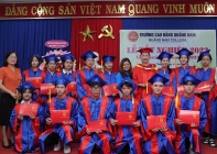 214 học sinh có việc làm sau khi nhận bằng tốt nghiệp ở Trường Cao đẳng Quảng Nam