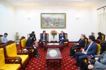 Minister Dao Ngoc Dung received General Director of Canon Vietnam