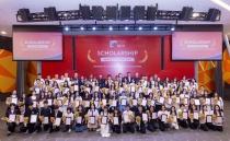 Trường đại học số hóa chương trình “săn” học bổng, học sinh vào chặng đua nước rút