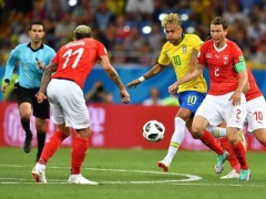 Brazil ra quân tệ nhất ở World Cup sau 40 năm