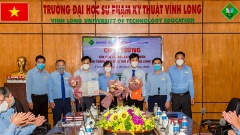 Trường Đại học SPKT Vĩnh Long chúc mừng các tân Tiến sĩ đã hoàn thành chương trình đào tạo nước ngoài trở về