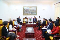 Minister Dao Ngoc Dung receives the UN Resident Coordinator in Vietnam