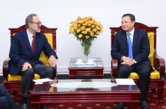 Towards establishing bilateral cooperation between Vietnam and Italy on labour