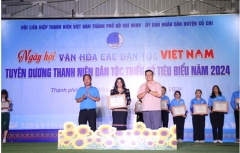 Sinh viên Trường Cao đẳng nghề TP.HCM được thành phố vinh danh gương thanh niên tiêu biểu