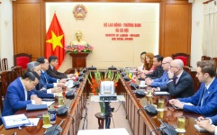 Promoting labor cooperation between Vietnam and the Province of Saskatchewan (Canada)