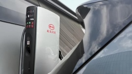 BYD ra mắt hệ thống trạm sạc nhanh nhất thế giới