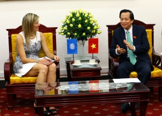 Minister of MOLISA Dao Ngoc Dung welcomed Queen Maxima of the Netherlands