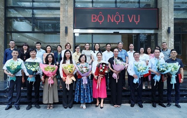 Tạp chí Tổ chức nhà nước và Lao động trao Quyết định bổ nhiệm lãnh đạo các đơn vị