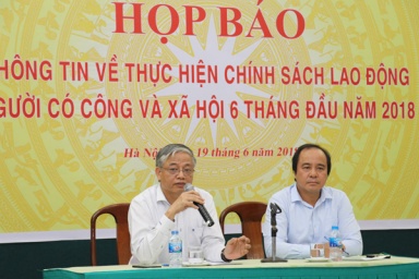 Họp báo thông tin về công tác lao động, người có công và xã hội