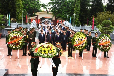 Kon Tum thực hiện tốt công tác mộ liệt sĩ