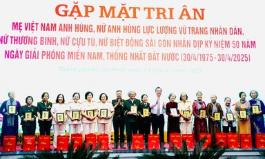 TPHCM: Tri ân các Mẹ Việt Nam anh hùng, nữ anh hùng lực lượng vũ trang nhân dân, nữ thương binh, nữ cựu tù, nữ biệt động Sài Gòn