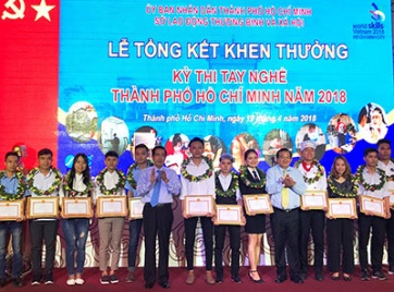    Tổng kết kỳ thi tay nghề TP.HCM 2018: 17 sinh và 4 nhóm thí sinh đoạt giải nhất