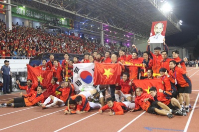 Tập đoàn Hưng Thịnh thưởng nóng 1 tỷ đồng cho U22 Việt Nam trước trận chung kết Sea Games 30