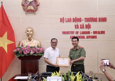 Văn phòng Bộ Lao động – Thương binh và Xã hội: Tọa đàm ngày hội “Toàn dân bảo vệ an ninh Tổ quốc”