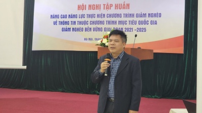 Nâng cao kỹ năng, năng lực thực hiện chương trình giảm nghèo về thông tin